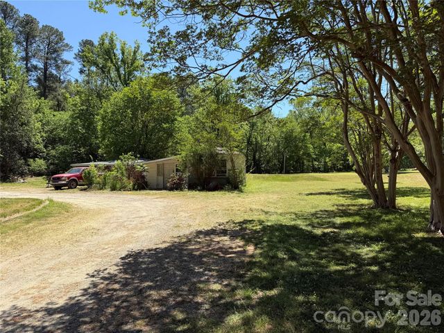 2301 Eva Drive NW, Concord, NC 28027