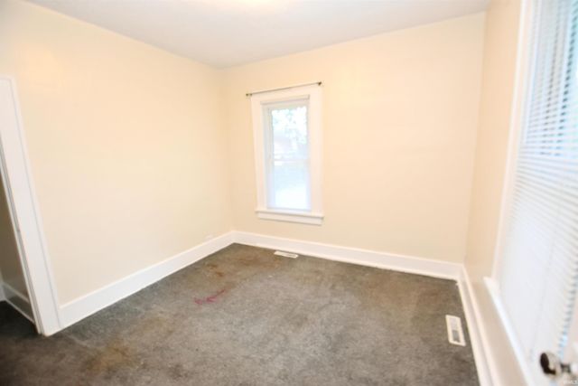 905 Altgeld Street, South Bend, IN 46614