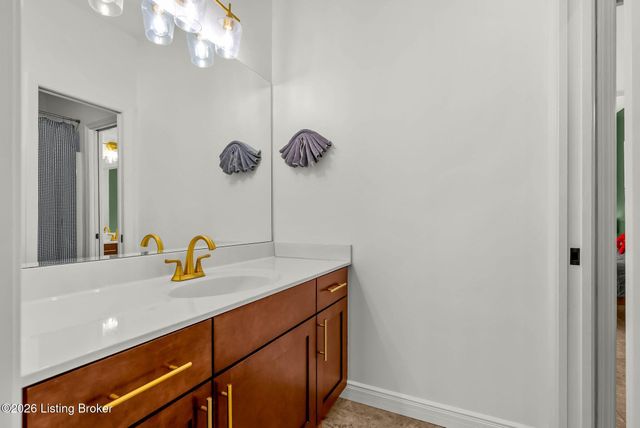 2907 Darby Creek Dr, Crestwood, KY 40014