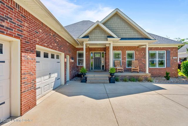 2907 Darby Creek Dr, Crestwood, KY 40014