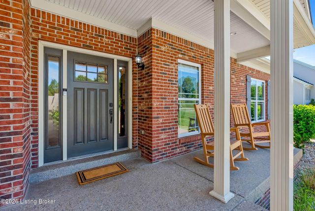 2907 Darby Creek Dr, Crestwood, KY 40014