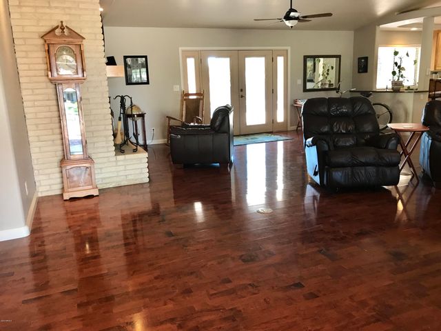 185 E CERCADO Lane, Litchfield Park, AZ 85340