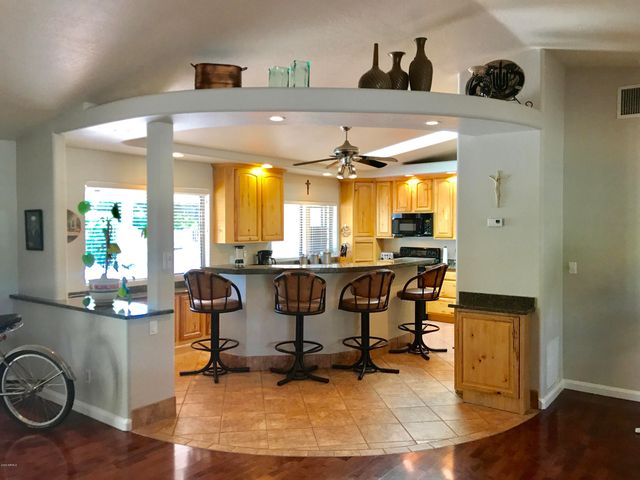 185 E CERCADO Lane, Litchfield Park, AZ 85340