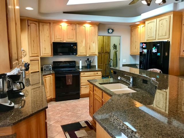 185 E CERCADO Lane, Litchfield Park, AZ 85340