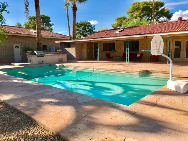 185 E CERCADO Lane, Litchfield Park, AZ 85340
