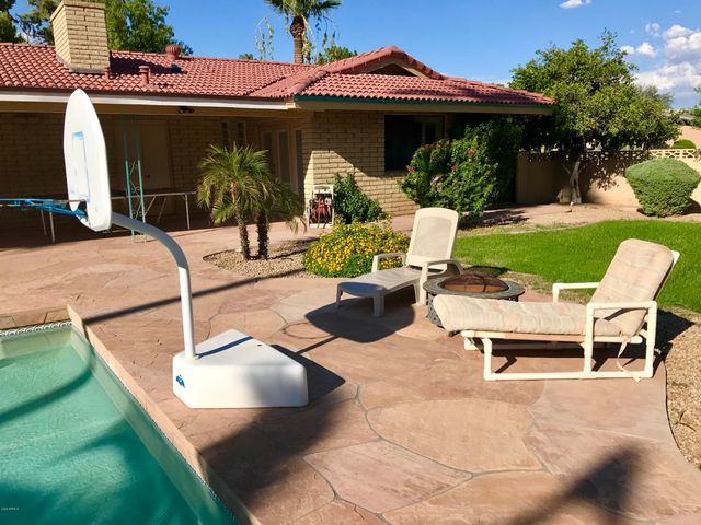 185 E CERCADO Lane, Litchfield Park, AZ 85340