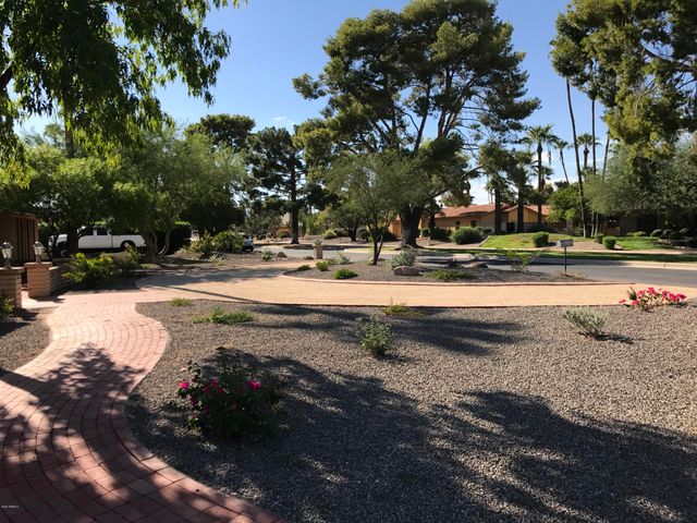 185 E CERCADO Lane, Litchfield Park, AZ 85340