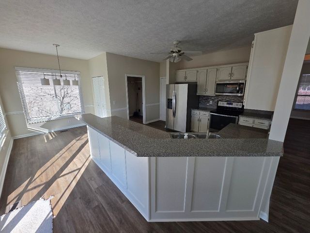 152 W Harbor, Hendersonville, TN 37075