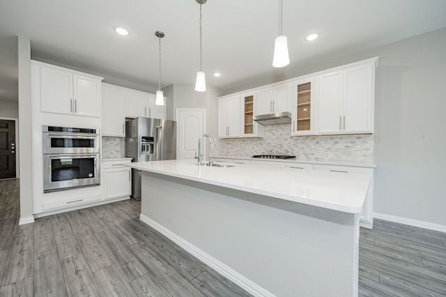 427 Holt Lane, Fate, TX 75087