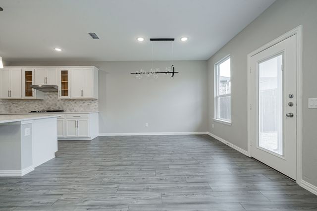 427 Holt Lane, Fate, TX 75087