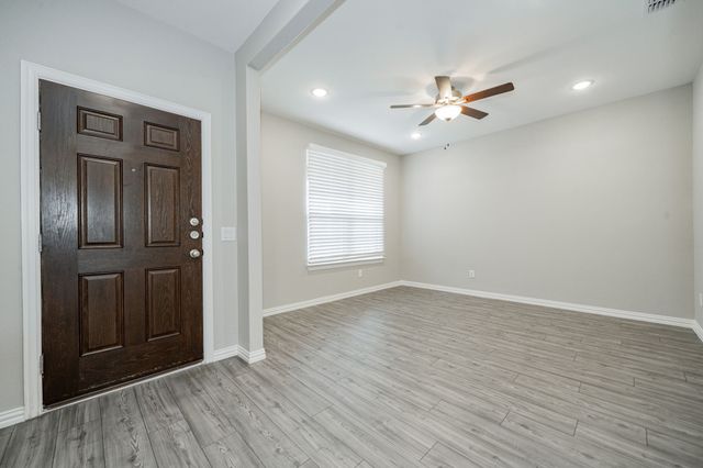 427 Holt Lane, Fate, TX 75087