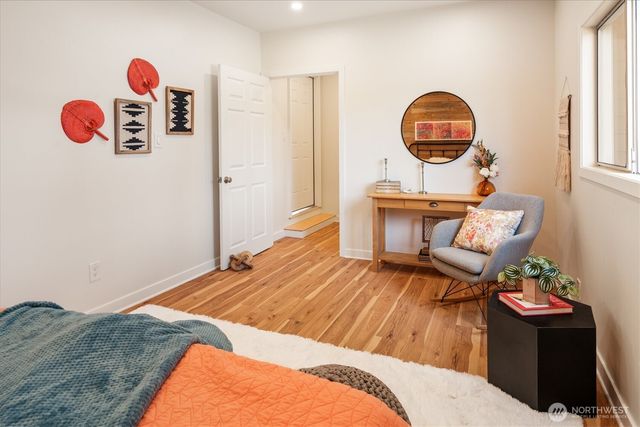 11935 8th Avenue SW, Seattle, WA 98146