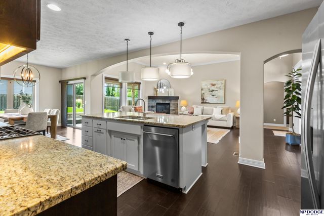 3815 N 189 Street, Omaha, NE 68022