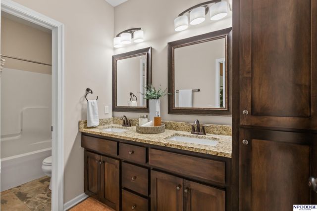 3815 N 189 Street, Omaha, NE 68022