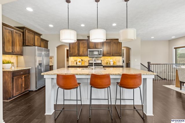3815 N 189 Street, Omaha, NE 68022