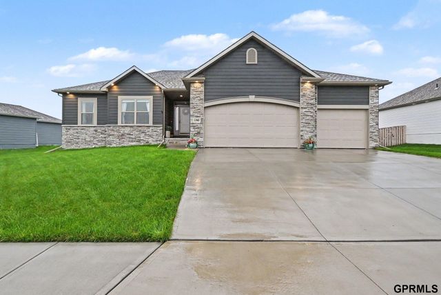 11965 S 118th Avenue, Papillion, NE 68046