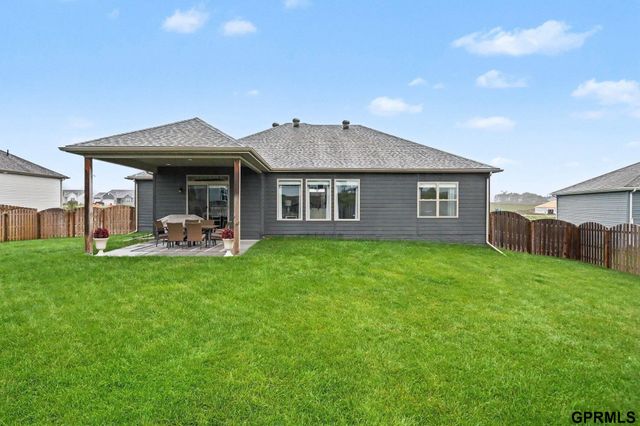 11965 S 118th Avenue, Papillion, NE 68046