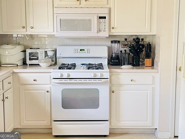 1130 Ivey Lane, Mcdonough, GA 30253