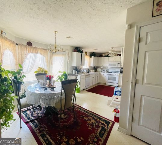 1130 Ivey Lane, Mcdonough, GA 30253