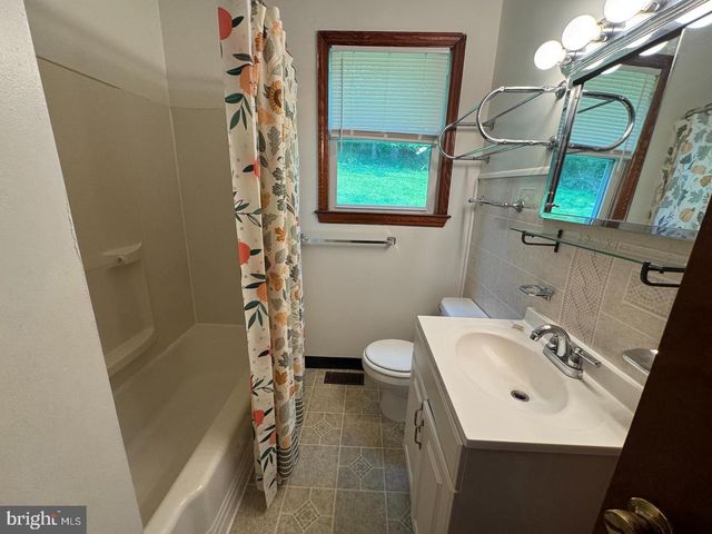 8905 FREDERICK RD, Ellicott City, MD 21042