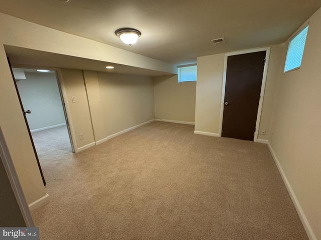 8905 FREDERICK RD, Ellicott City, MD 21042