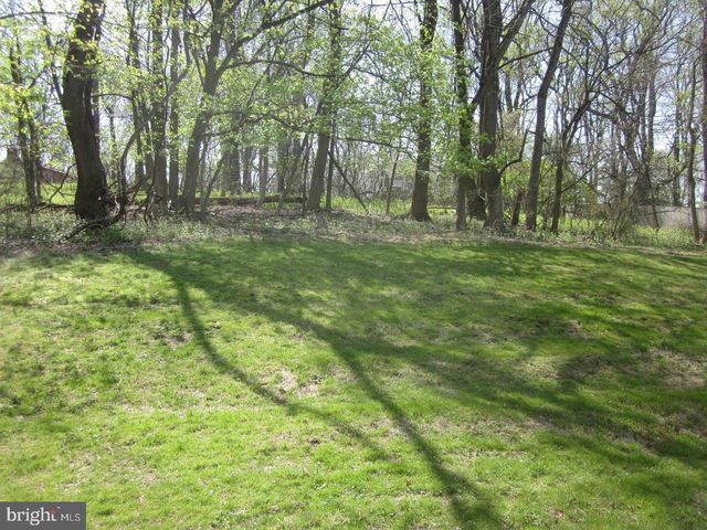 8905 FREDERICK RD, Ellicott City, MD 21042