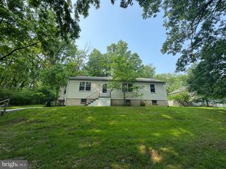 8905 FREDERICK RD, Ellicott City, MD 21042