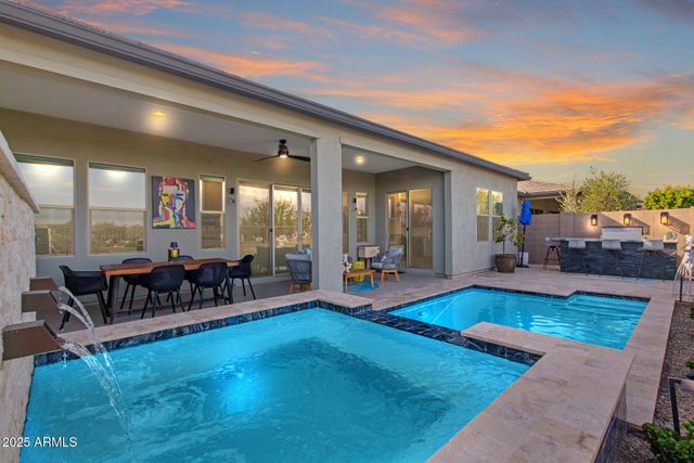 11243 N NORTHFIELD Street, Surprise, AZ 85388