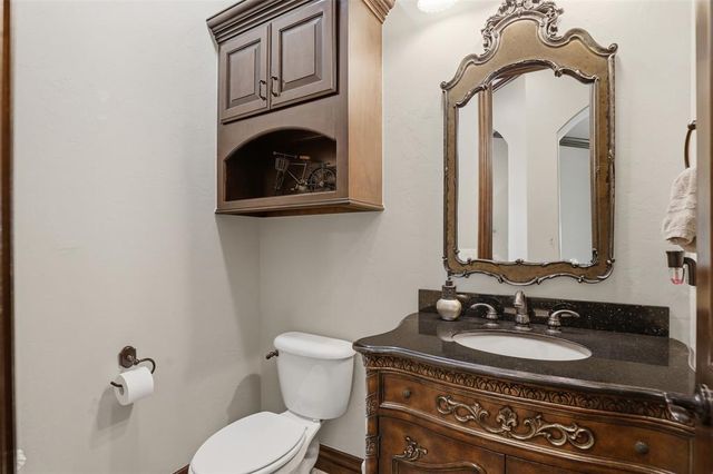 4301 Slate Bridge Road, Edmond, OK 73034