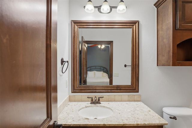 4301 Slate Bridge Road, Edmond, OK 73034