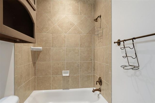 4301 Slate Bridge Road, Edmond, OK 73034
