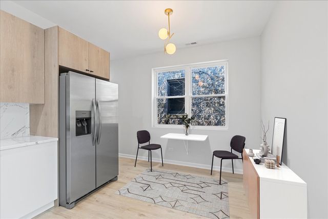 4537 S Evans Avenue 2, Chicago, IL 60653