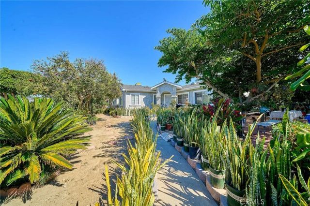 1390 W 33rd Street, Long Beach, CA 90810