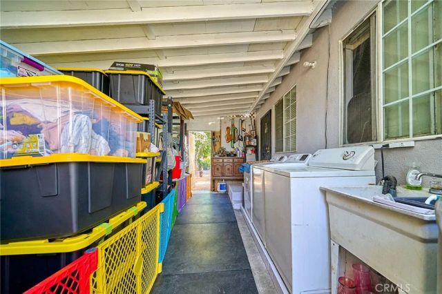 1390 W 33rd Street, Long Beach, CA 90810