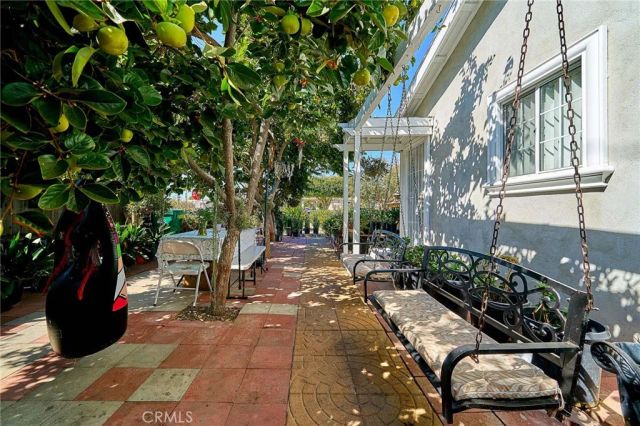 1390 W 33rd Street, Long Beach, CA 90810
