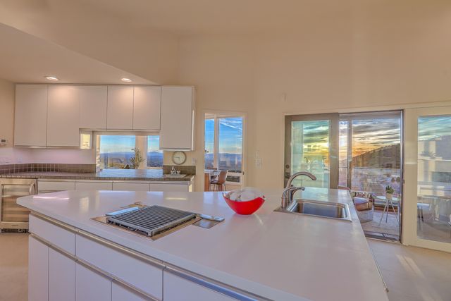 36 Tierra Monte Street NE, Albuquerque, NM 87122