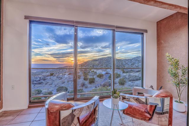 36 Tierra Monte Street NE, Albuquerque, NM 87122