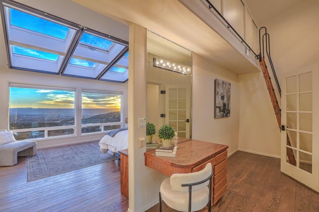 36 Tierra Monte Street NE, Albuquerque, NM 87122