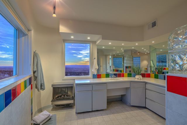 36 Tierra Monte Street NE, Albuquerque, NM 87122