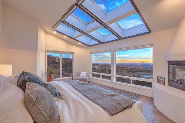 36 Tierra Monte Street NE, Albuquerque, NM 87122