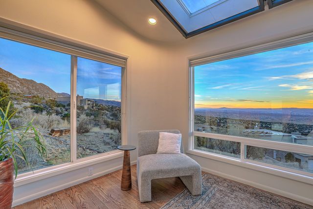 36 Tierra Monte Street NE, Albuquerque, NM 87122