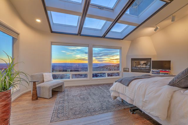 36 Tierra Monte Street NE, Albuquerque, NM 87122