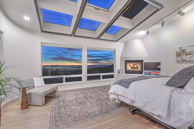 36 Tierra Monte Street NE, Albuquerque, NM 87122