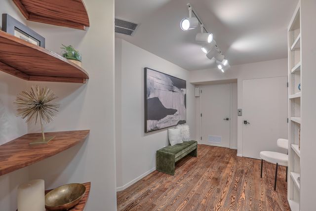 36 Tierra Monte Street NE, Albuquerque, NM 87122