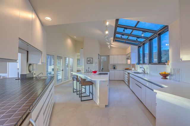 36 Tierra Monte Street NE, Albuquerque, NM 87122