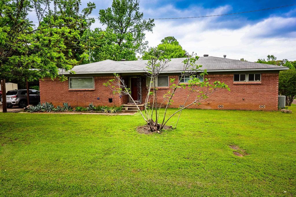 101 & 103 DANCER, Longview, TX 75604