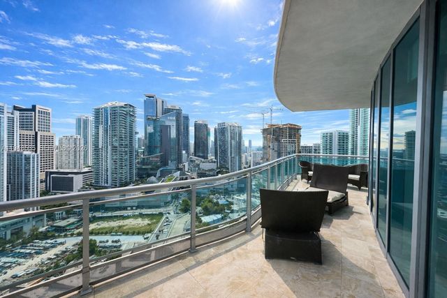 350 S Miami Ave 3302, Miami, FL 33130