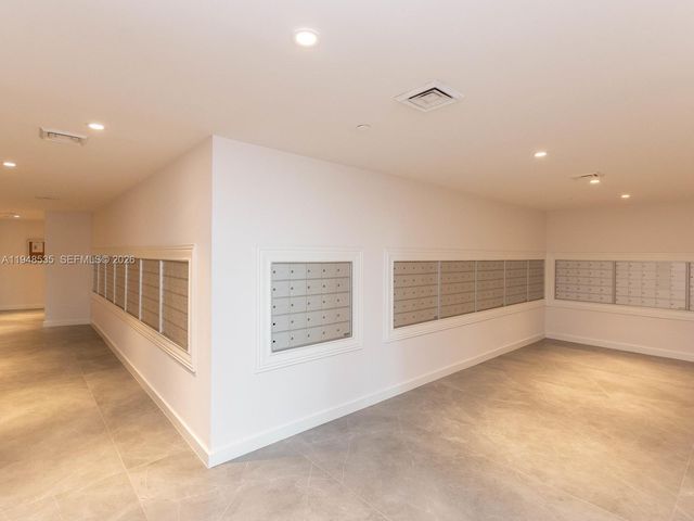 350 S Miami Ave 3302, Miami, FL 33130