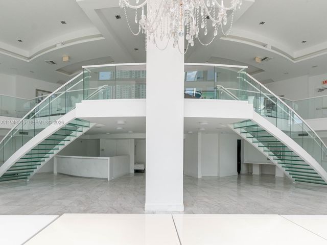 350 S Miami Ave 3302, Miami, FL 33130