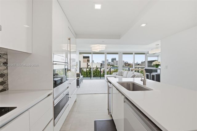 1201 20th Street 410, Miami Beach, FL 33139